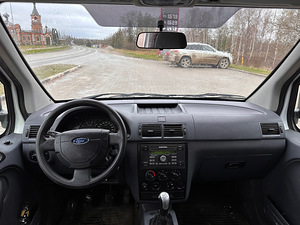 Продается Ford Tourneo Connect 2008 66kw (6 фото из 9)