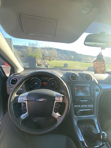 Ford Mondeo 1.8tdci 2008 (9 foto / 11)
