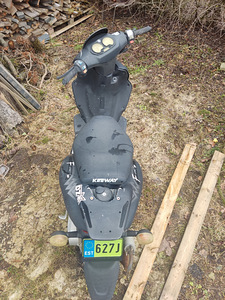 Vahetada 2 autot ja 1 roller (remonti vajavad/varuosadeks) (4 foto / 15)