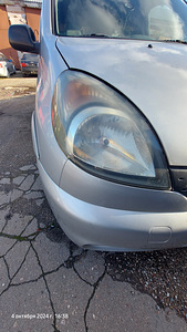 Toyota Yaris Verso varuosadeks (3 foto / 10)