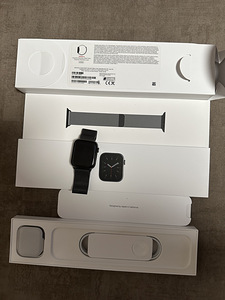 Apple Watch Stainless Steel (8 foto / 8)