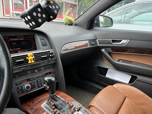 Audi A6 C6 AVANT 3.0D 165KW (13 foto / 14)