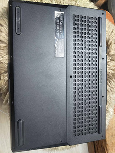 Lenovo Legion 5, Ryzen 4600h, 1650ti,24GB DDR4,1.5tbssd (3 foto / 5)