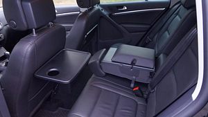 Tiguan taga käetugi nahast (3 foto / 5)