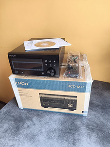 CD-ресивер Denon RCD-M41 (7 фото из 7)