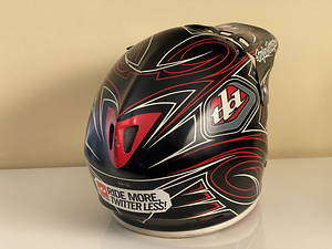 Troy Lee Design Full Face Helmet Kiiver (3 foto / 8)