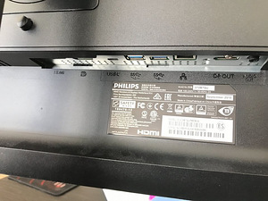 Philips Monitor 272B7QU 27" QHD USB-C (3 foto / 3)