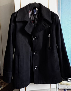 Куртка осенняя черная шерстяная драповая