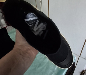 Sokk-saapad riidest mustad paksu kummitallaga (7 foto / 10)
