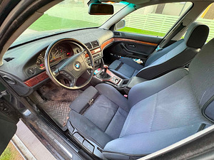 BMW E39 523i varuosadeks (5 foto / 10)