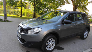 Nissan Qashqai 2012, 1.6 (10 foto / 10)