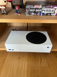 Xbox Series S - White, 512 GB SSD (1 foto / 4)