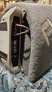 Subwoofer (FLI Active 12', 1000Watt) (4 foto / 5)
