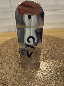 Carolina herrera heroes 90ML (1 foto / 2)