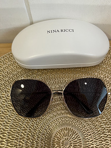 NINA RICCI ORIGINAAL PÄIKESEPRILLID (6 foto / 6)