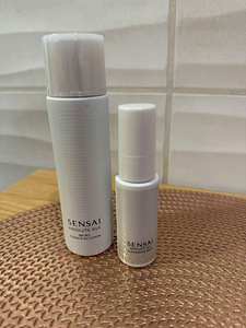 SENSAI absolute silk micro essence in lotion 50ML (1 foto / 1)