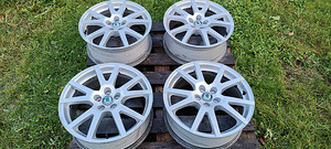 ОРИГИНАЛЬНЫЕ КОЛЕСА SKODA 17" (5 фото из 6)