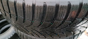 225/50 R17 TOYO TIRES (6 foto / 7)