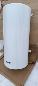 UUS!! BOILER ARISTON HPC MO 150L VERTIKAALNE 1,8KW (1 foto / 5)