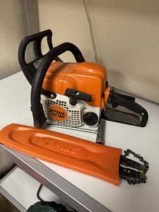 Kettsaag Stihl Ms180 (1 foto / 5)