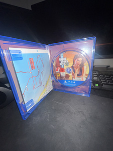 MÜÜA GTA 5 PREMIUM EDITION PS4 (2 foto / 2)
