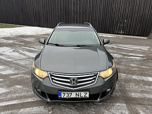 Honda Accord (3 foto / 9)