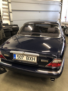 Müün auto Daimler V8 Super (9 foto / 9)