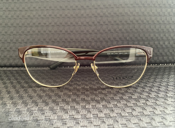Versace prilliraam