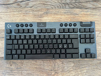 Logitech G915 TKL Clicky Gaming Keyboard, Nordic Layout