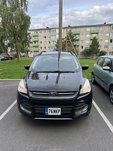 Ford Escape (SUV) (1 foto / 13)