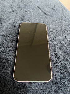 iPhone 15 plus (2 foto / 3)