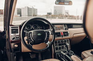 Land Rover Range Rover Vogue 3.0TD 153kw '06 (10 foto / 11)