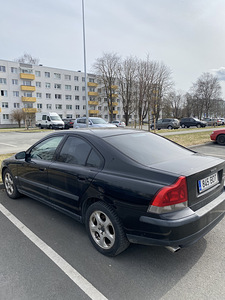 Volvo s60 2.4 D5 (2 foto / 5)