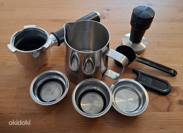 Kohvimasina komplekt DeLonghi Dedica