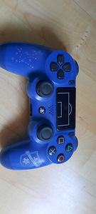 Ps4 (2 foto / 2)