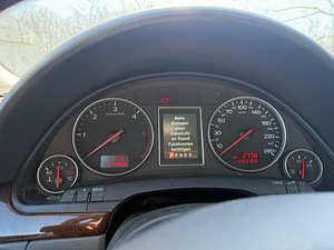 Audi A4 B6 2.5 TDI 132kw (12 foto / 13)