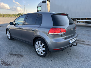 VW Golf 6 1.6tdi 77kw (3 foto / 8)