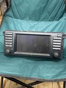 E39 multimeedia radio