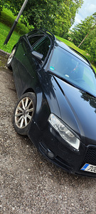 Audi a4b7 sline (3 фото из 6)