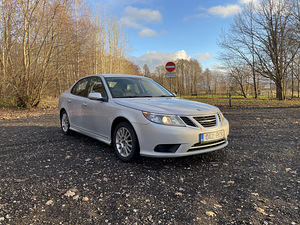 Saab 9-3 2.0T 154kw Facelift (5 foto / 10)