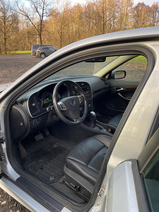 Saab 9-3 2.0T 154kw Facelift (8 foto / 10)