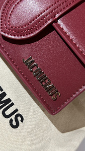 Jacquemus kott (2 foto / 7)