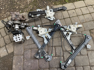 Saab 9-3 2.0T varuosad (2 foto / 7)
