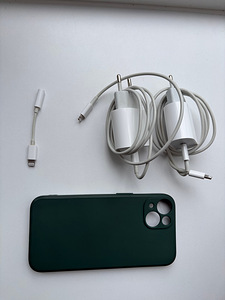 iPhone 13 128GB (2 foto / 4)