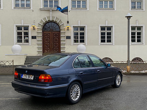 БМВ 520i (2 фото из 6)