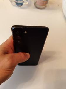 Samsung Galaxy S21+ 128gb (3 foto / 4)