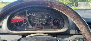 BMW 318i (5 фото из 5)