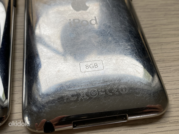 iPod Touch 2gen 8GB (2x) (foto #4)