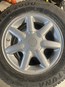 OEM Volkswagen Jetta/Golf 94-99 veljed R14 (3 foto / 6)