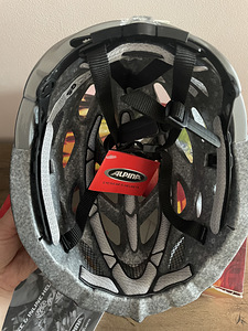 Uus kiiver Alpina D- Alto race s. 57-62 (2 foto / 5)